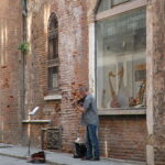 Violinist playing on the street